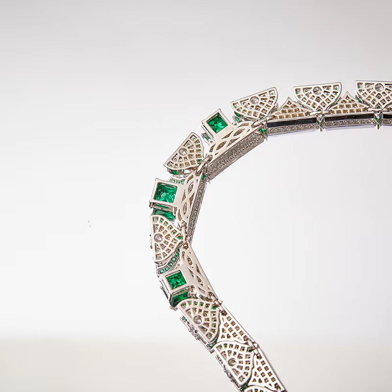 Eden Garden Green Necklace