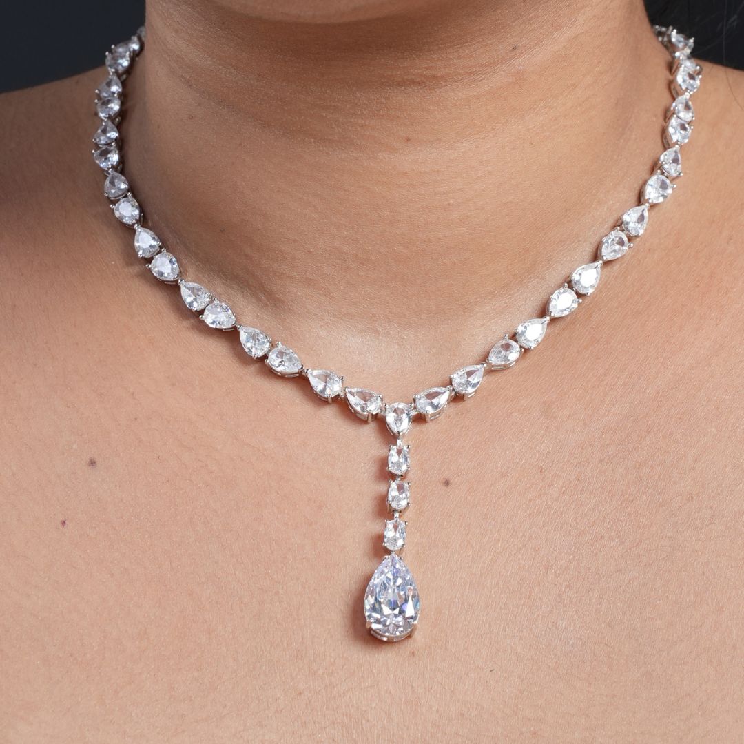 AquaLuxe Necklace