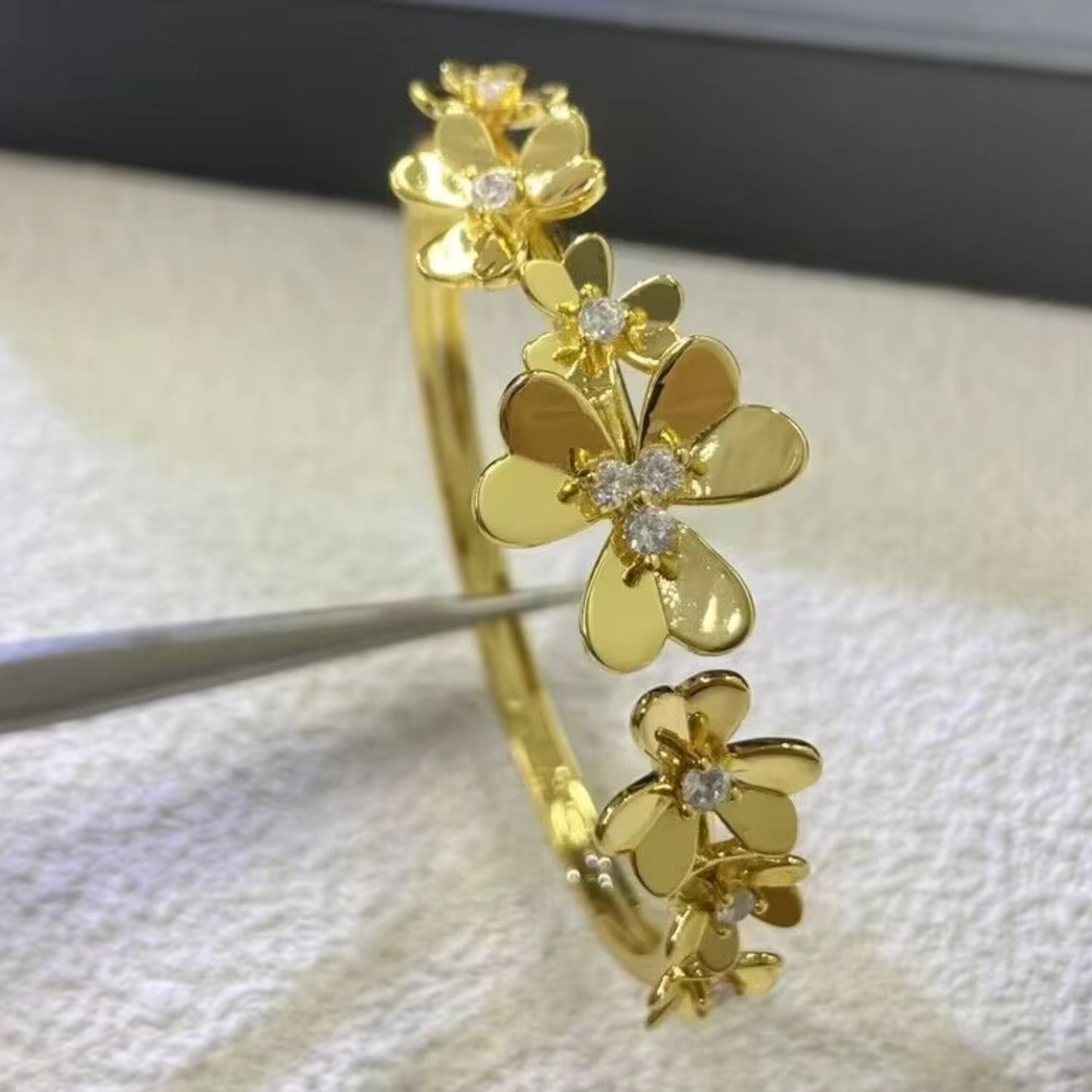 FlowerFlaunt Bracelet
