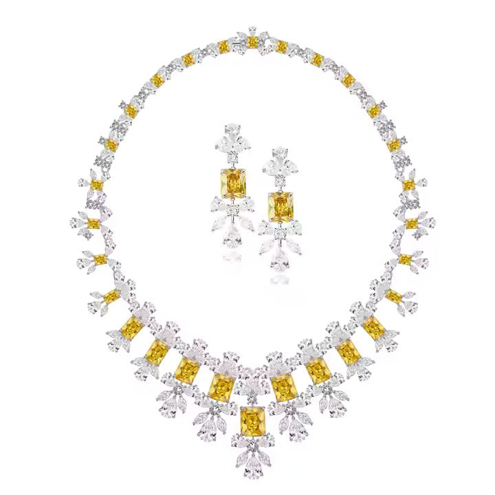 Sunlit_necklace