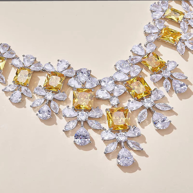 Sunlit_necklace