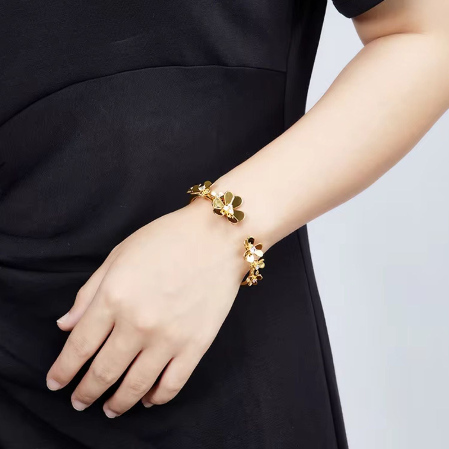 FlowerFlaunt Bracelet